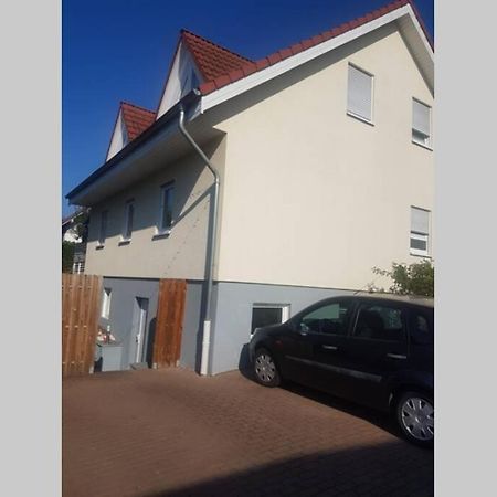 Schoene Wohnung In Karben - Rendel, Mit Freisitz Экстерьер фото