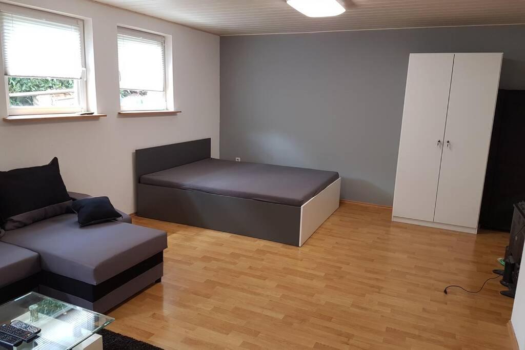 Schoene Wohnung In Karben - Rendel, Mit Freisitz Экстерьер фото