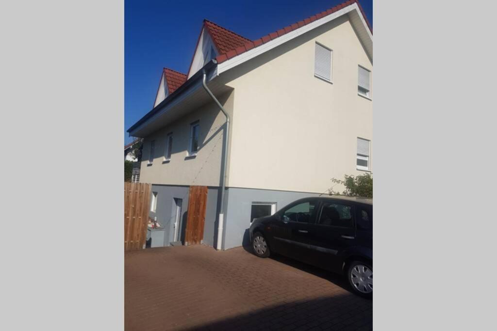 Schoene Wohnung In Karben - Rendel, Mit Freisitz Экстерьер фото